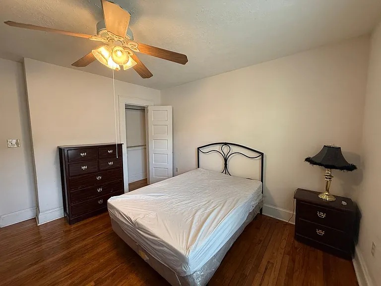 2340 Newnan St #2 — Photo 8