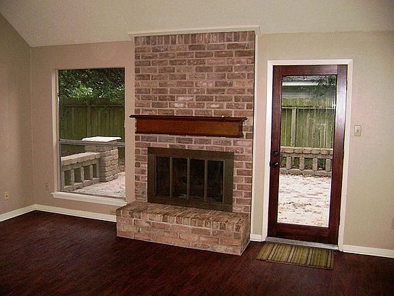 3rd image of 6611 Castle Lane Dr
