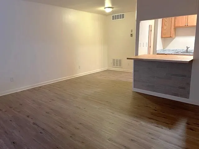 444 S Ashland Ave #A15 — Photo 3