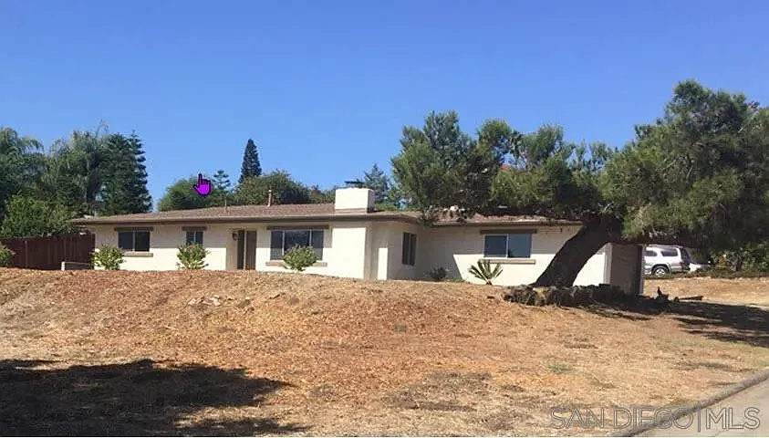 3 bed, 2.0 bath, 1410 sqft — Photo 1