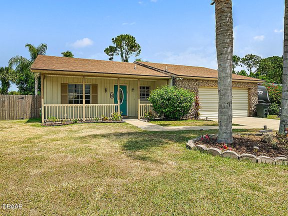 3rd image of 1204 Tracy Dr