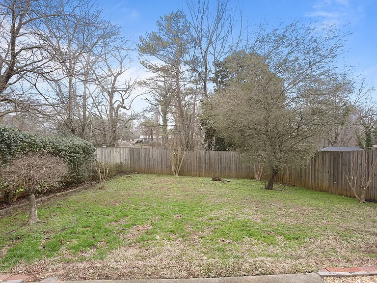 245 Towergate Pl — Photo 23