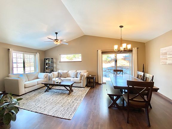 Great room / Dining