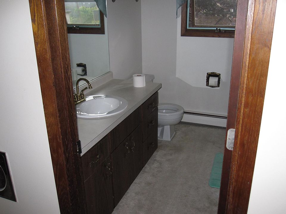 2nd image of 11 Maple Ave