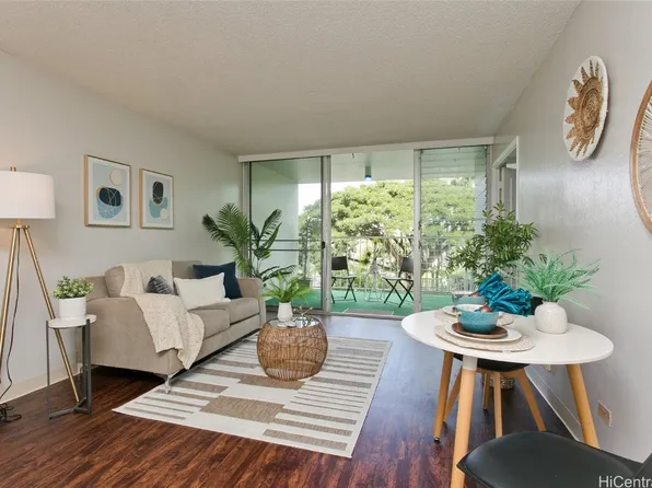 5400 Likini St APT 204, Honolulu, HI 96818