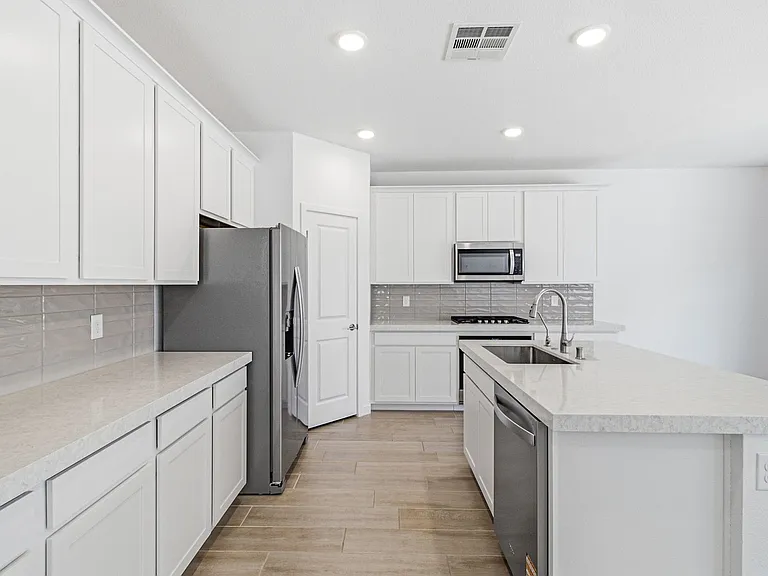 9915 Ruby Dome Ave — Photo 9