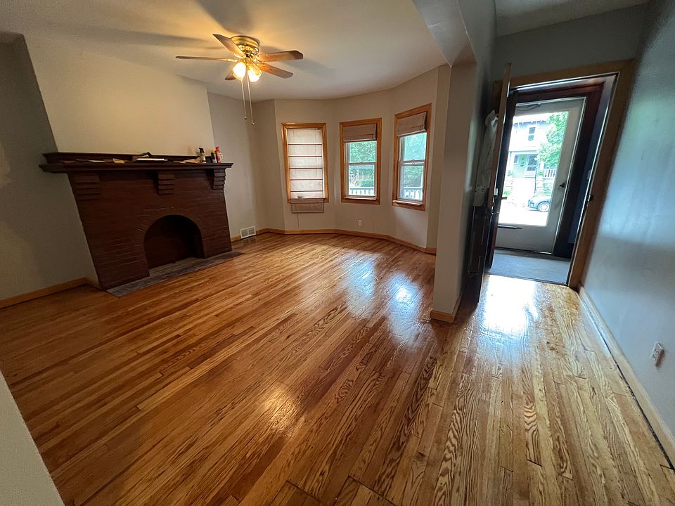 1st image of 50 Saint James Pl