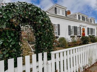 72 Pleasant St, Marion, MA 02738