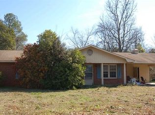 108 Thorndale Dr, Warner Robins, GA 31093