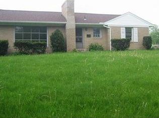716 Fairfield Dr, Hermitage, PA 16148