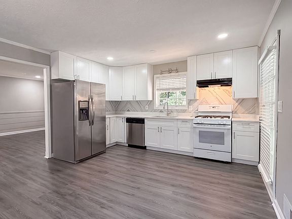 2nd image of 368 Nottingham Way SW