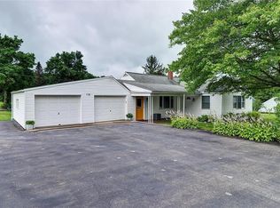 110 Dinnerbell Rd, Butler, PA 16002