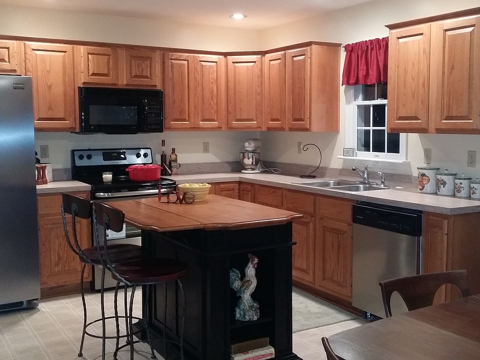 New SS Appliances and Island