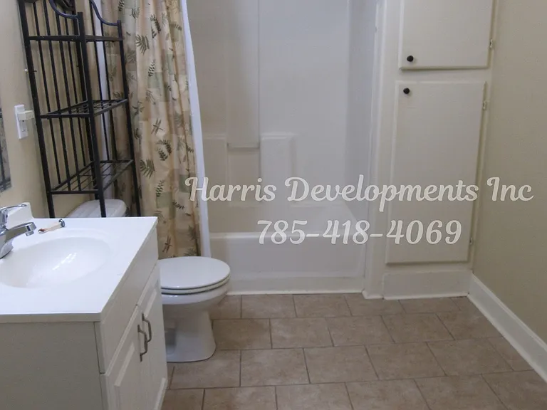 135 S Main St #201 — Photo 10