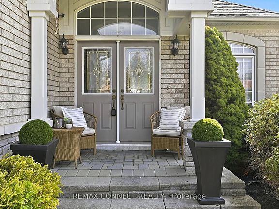 4th image of 2361 Southcott Rd