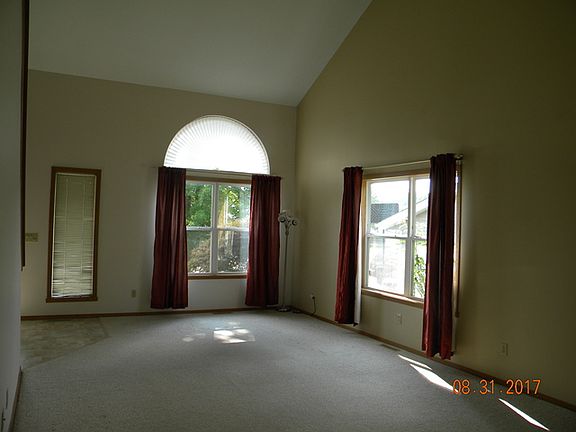 3rd image of 5327 Falmouth Dr