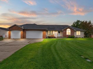 4401 N Lynden Rd, Otis Orchards, WA 99027