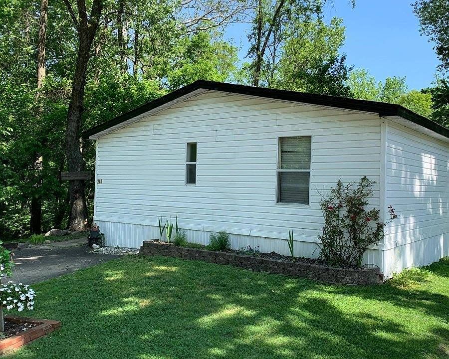 1st image of 275 Robin Ln