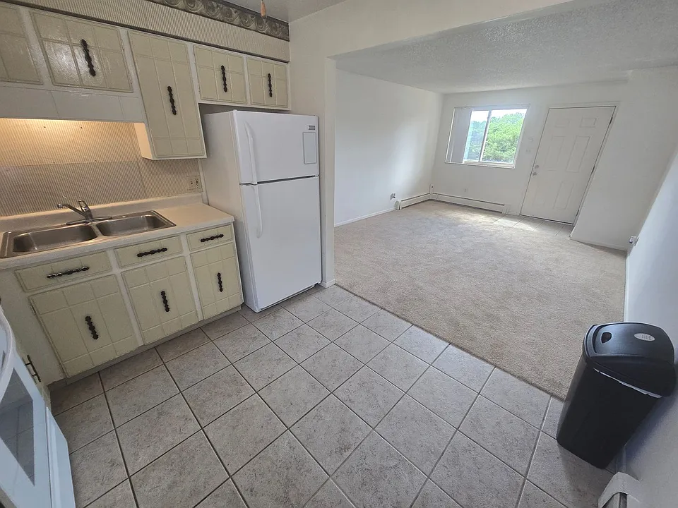 1447 Nokomis Dr #2