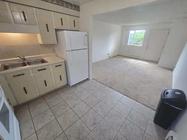 1447 Nokomis Dr APT 2, Colorado Springs, CO 80915