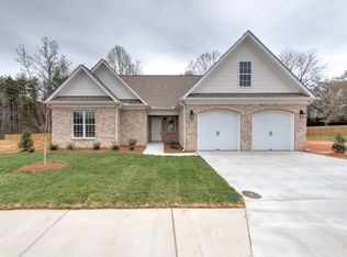 6206 Bedstone Dr, Greensboro, NC 27455