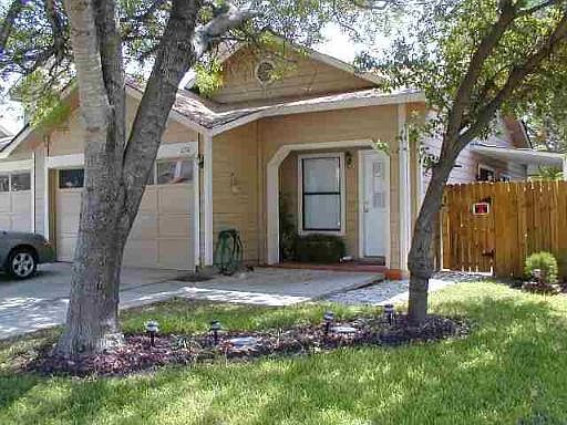 3rd image of 6736 HICKORY SPRING DR