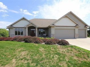8653 Spring St, Black Earth, WI 53515