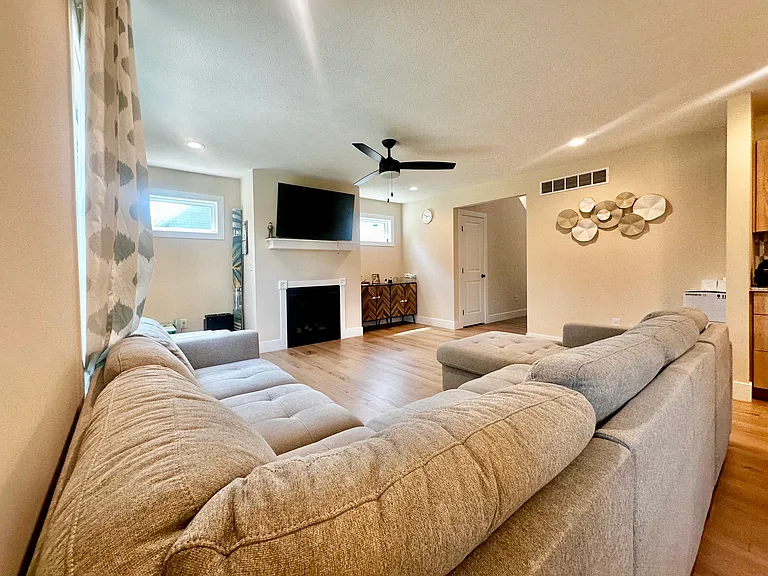 300 Waterwheel Dr — Photo 6