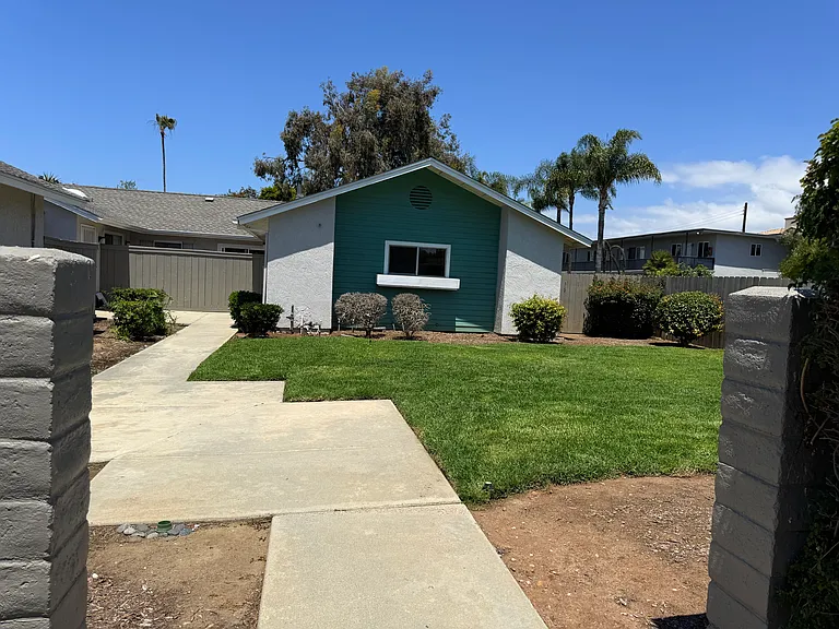 952 Pine Ave #D — Photo 19