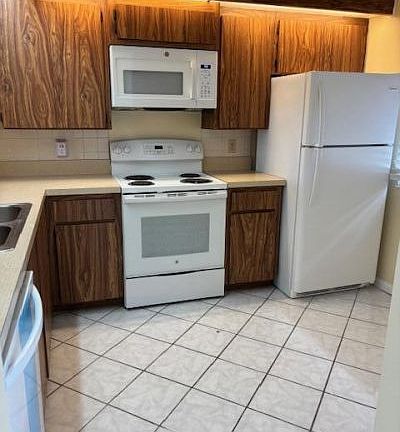 3rd image of 3521 Village Blvd APT 301
