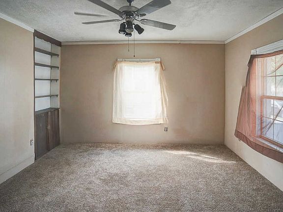 5th image of 3006 Myrtle Ave