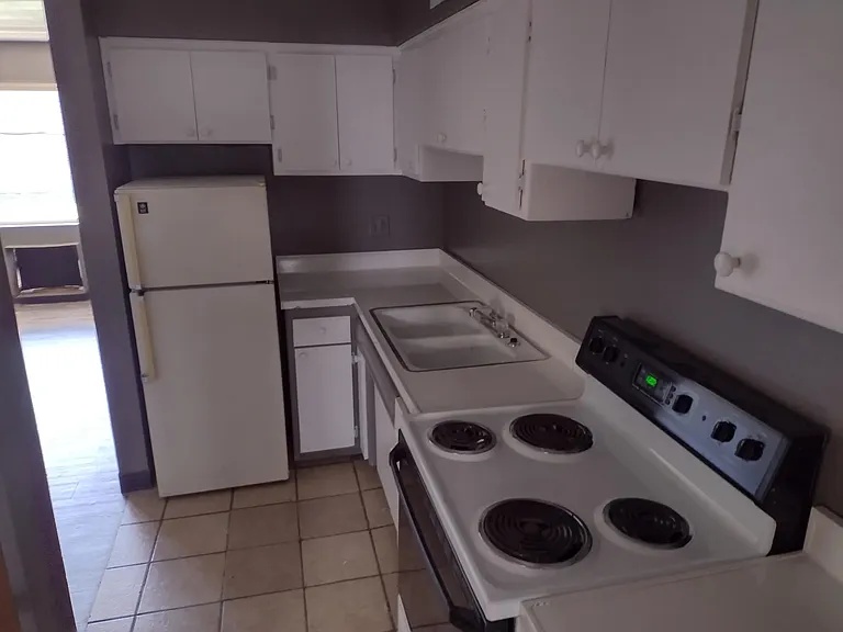 3111 Ridgeland Ave #4 — Photo 1