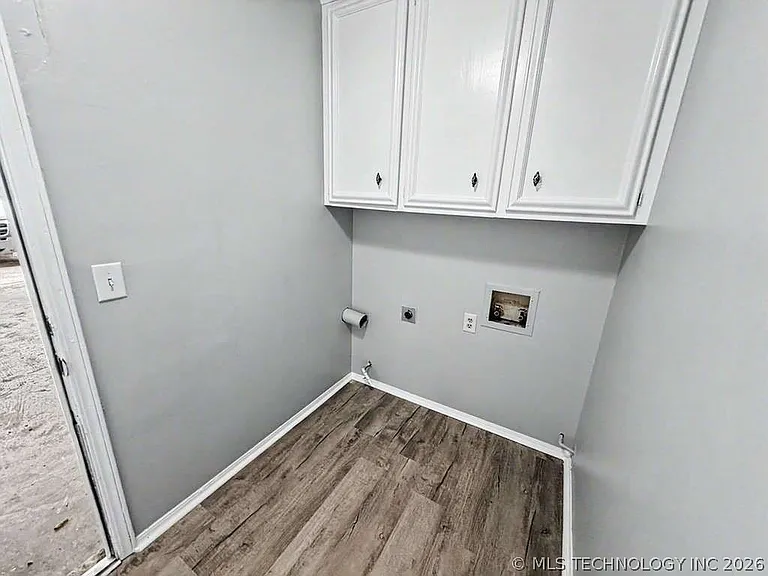 5210 S 74th Ave E — Photo 19