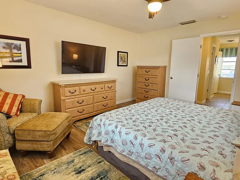 426 Pineview Dr — Photo 24