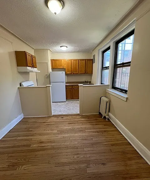 9 Greenridge Ave #C8 — Photo 3