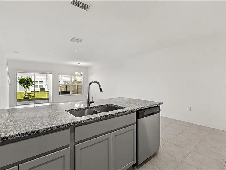 2330 Carrabelle Way — Photo 11