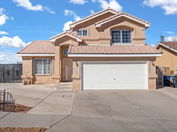 10209 Chaps St SW, Albuquerque, NM 87121