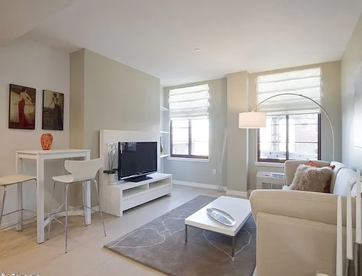 Rented by MNS | media 14