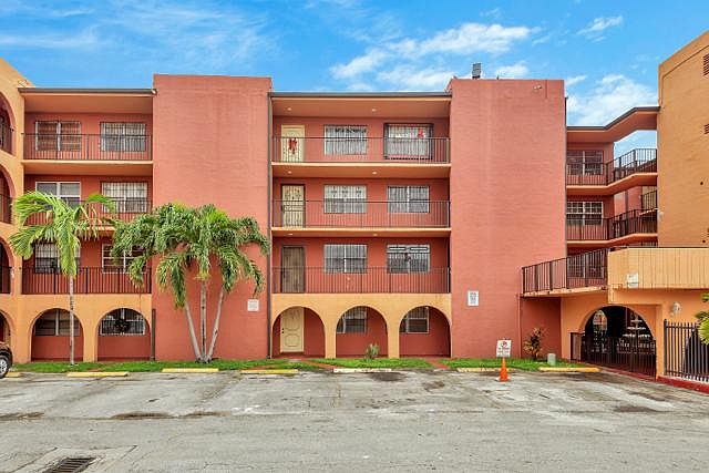 1st image of 6620 W 2nd Ct APT 104