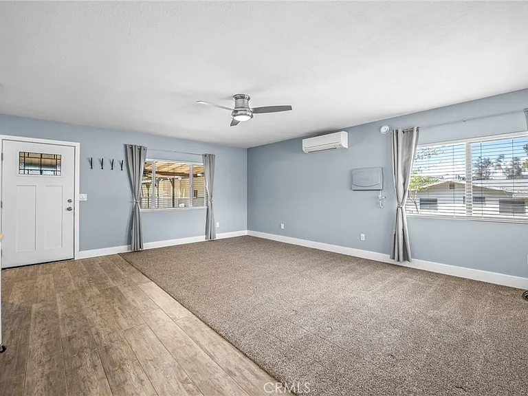 7432 Dumosa Ave #1/2 — Photo 10