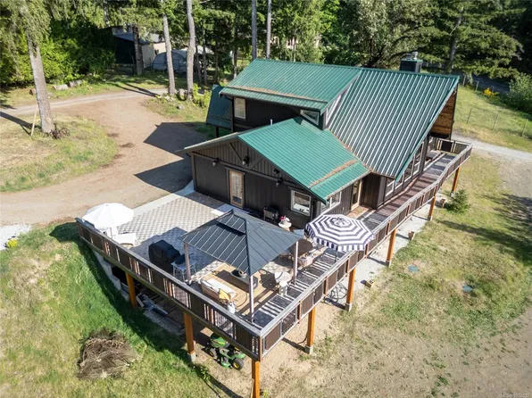 2279/2281 Clark Rd, Comox Valley, BC V9J 1T1