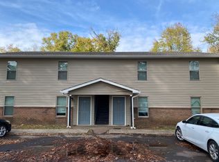 196 Greenfield Dr #8, Jackson, TN 38305