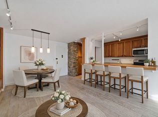 245 E 25th St APT 9C, New York, NY