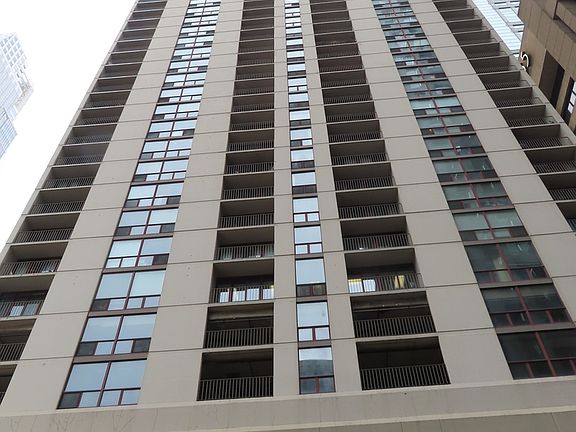 2nd image of 200 N Dearborn St Unit 3808