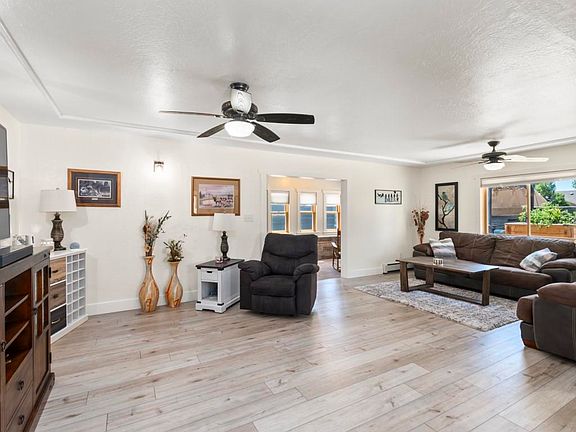 2nd image of 1096 Wildwood Dr