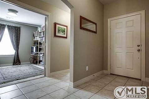 4th image of 2910 Abby Ln