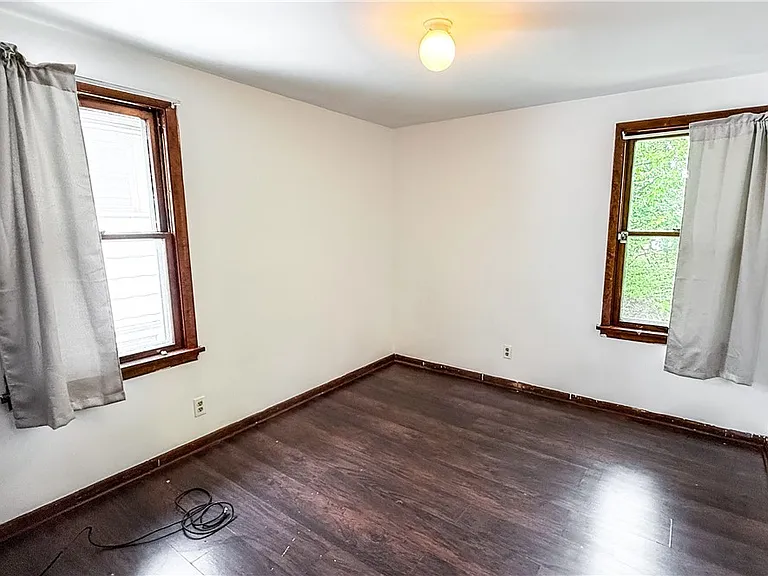 987 Boone St — Photo 22
