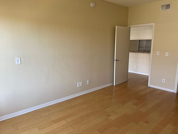 3rd image of 1506 10th St APT 310