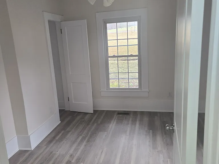 605 Valdese Ave #100 — Photo 36