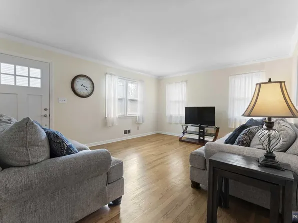 279 Darlington Ave, Ramsey, NJ 07446